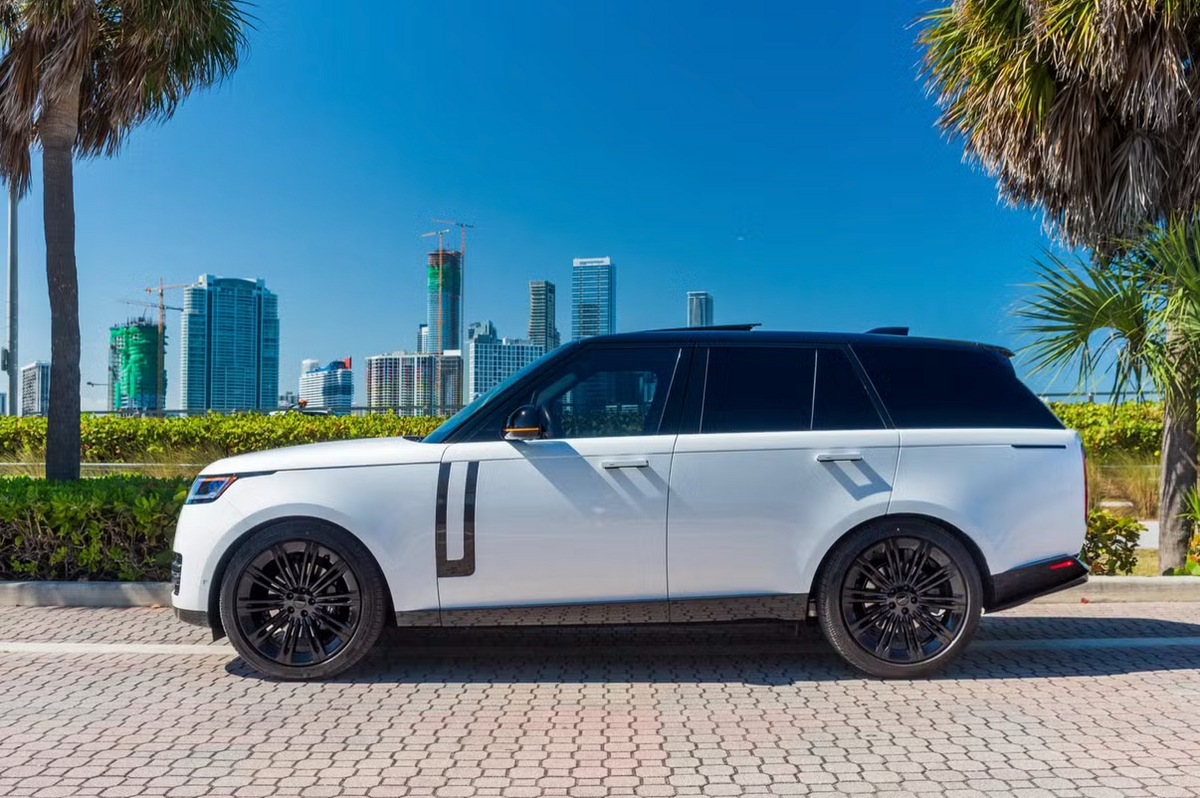 Range Rover — White
