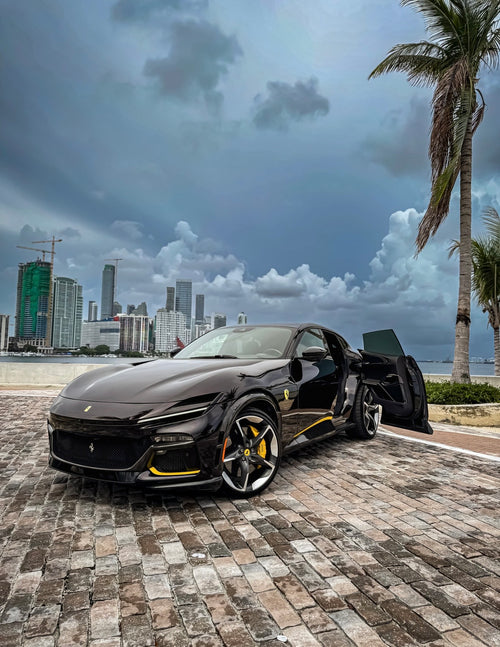 Ferrari Purosangue — Black