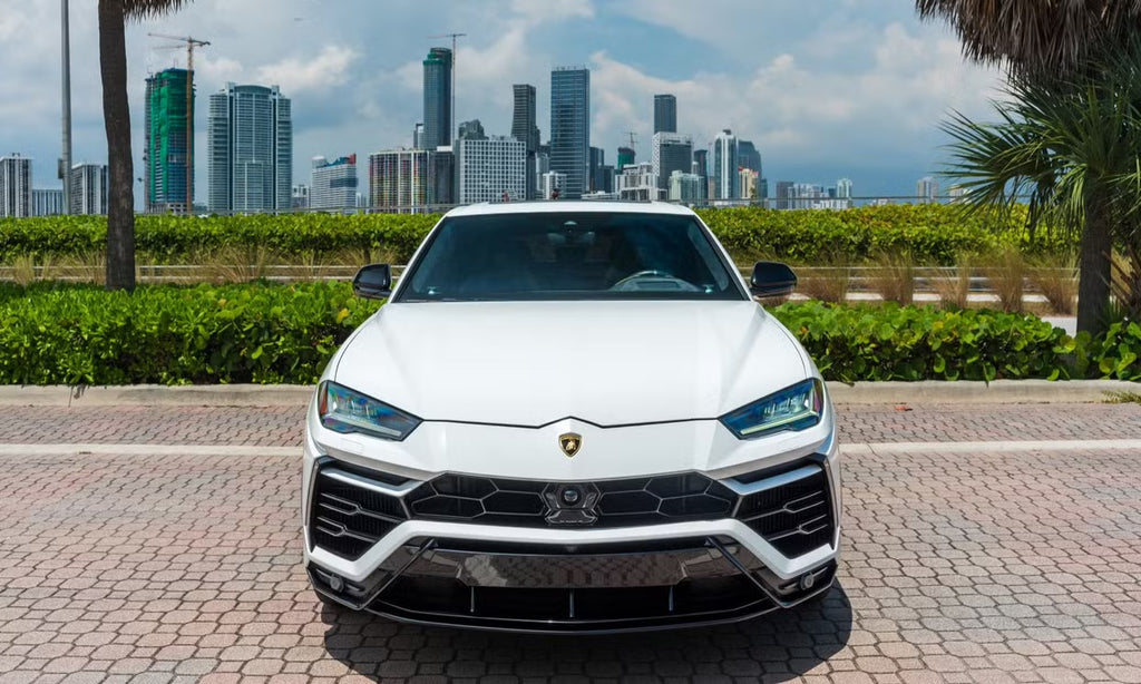 Lamborghini Urus — White
