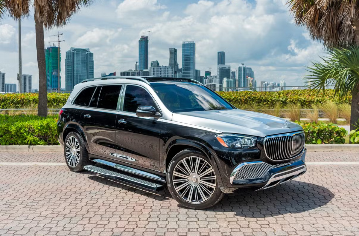 Mercedes-Maybach GLS 600 — Black