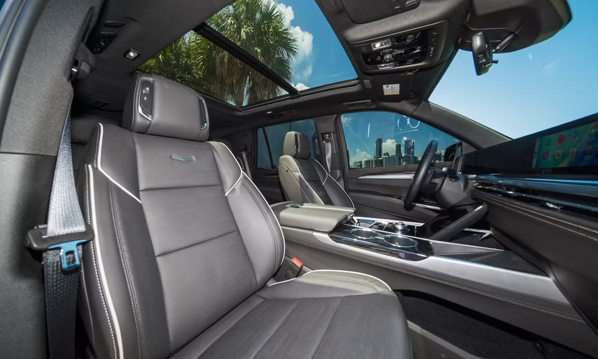 Cadillac Escalade — Black