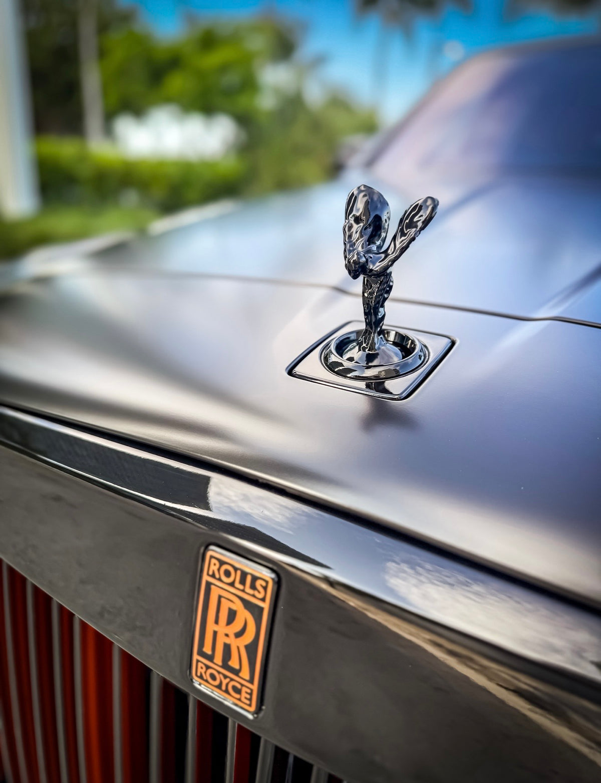 Rolls-Royce Cullinan — Matte Black
