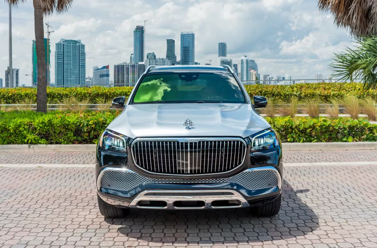 Mercedes-Maybach GLS 600 — Black