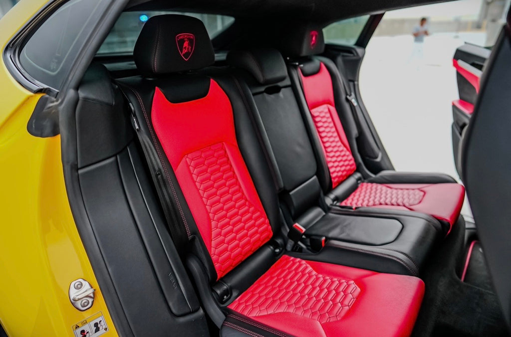 Lamborghini Urus — Yellow