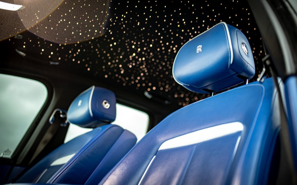 Rolls-Royce Cullinan — Black