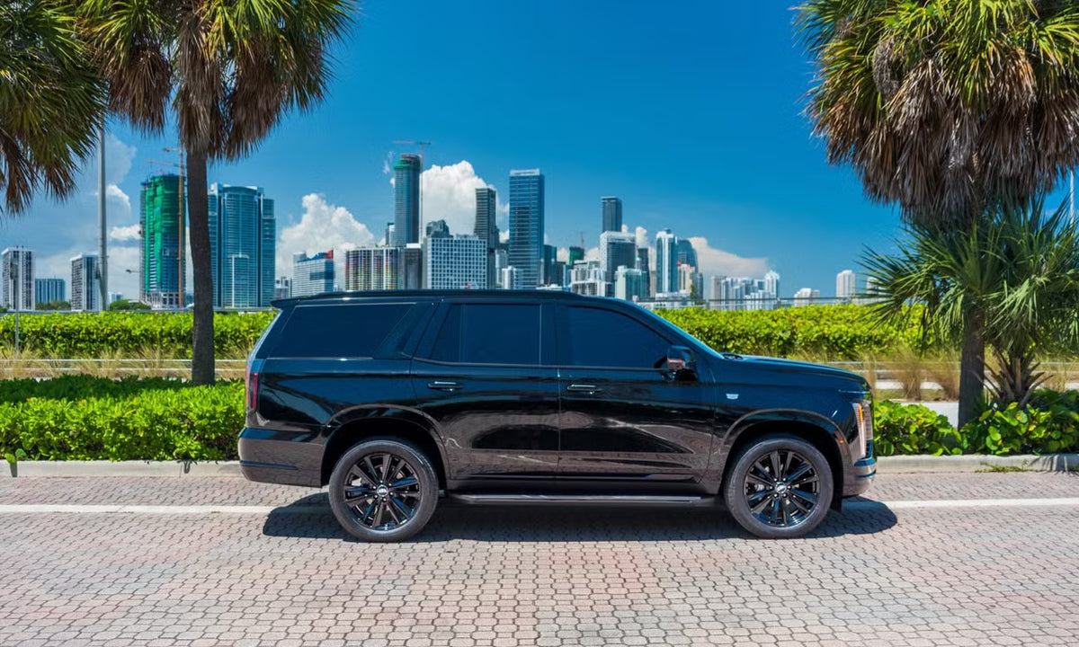 Cadillac Escalade — Black